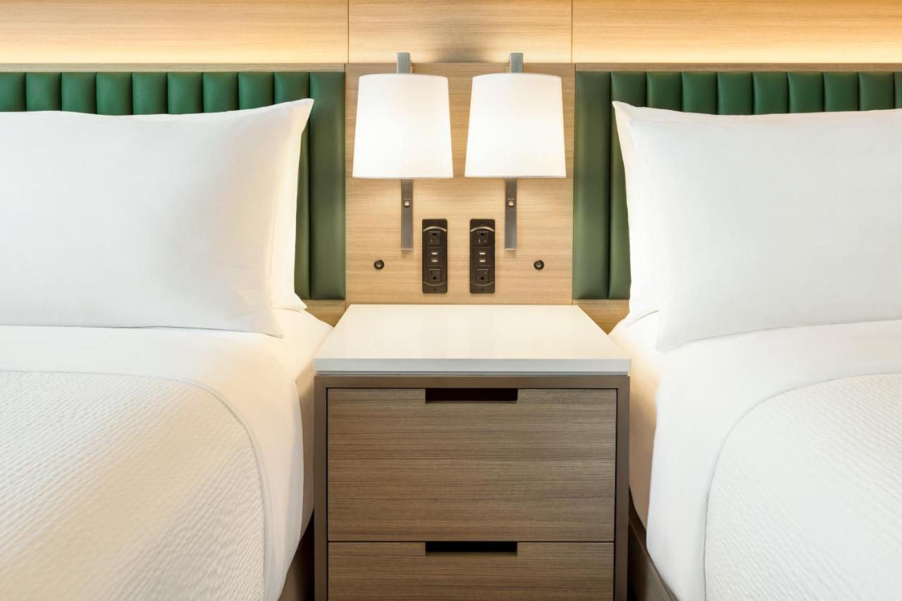 Holiday Inn Lic - Laguardia West, An Ihg Hotel نيو يورك المظهر الخارجي الصورة